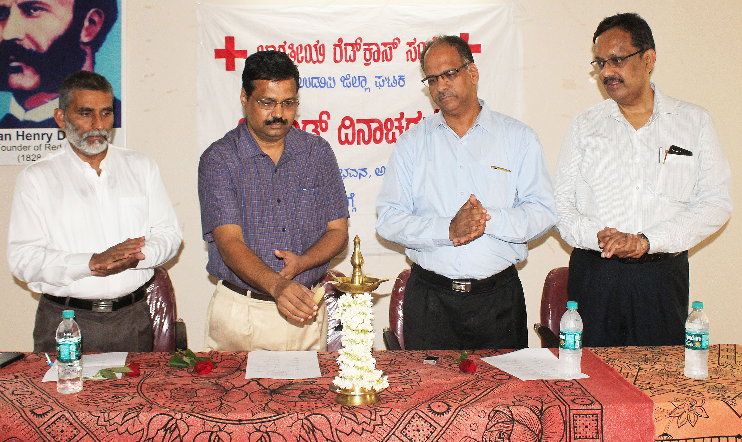 ಎಚ್‌ಐವಿ ರೋಗಿಗಳಲ್ಲಿ ಆತ್ಮವಿಶ್ವಾಸ ಮೂಡಿಸಿ: ಡಾ.ವೈ.ಎಸ್.ರಾವ್